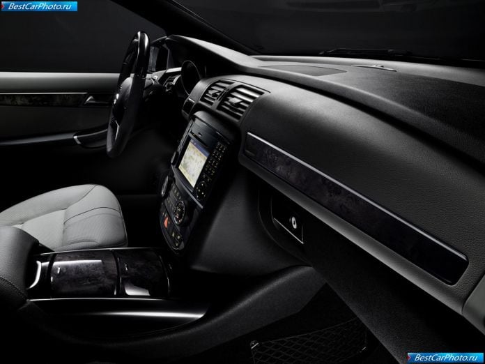 2011 Mercedes-Benz R-class - фотография 108 из 144