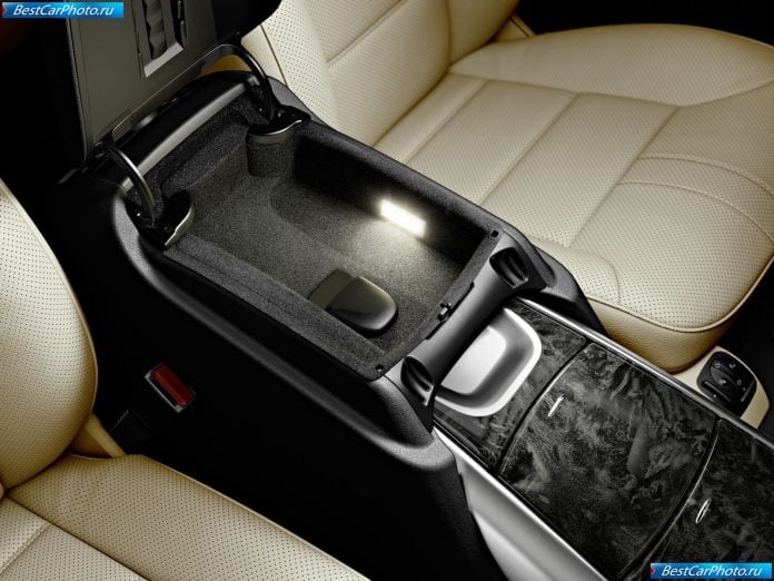 2011 Mercedes-Benz R-class - фотография 118 из 144