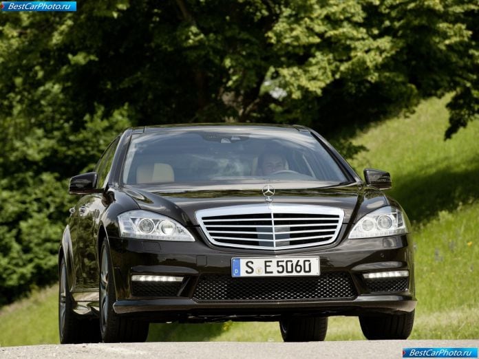 2011 Mercedes-Benz S63 Amg - фотография 32 из 71