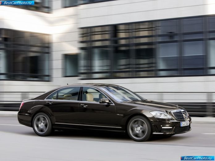 2011 Mercedes-Benz S63 Amg - фотография 35 из 71