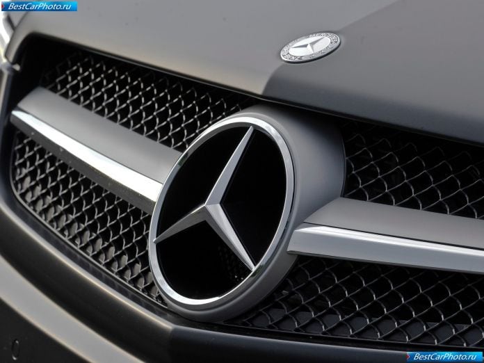 2011 Mercedes-Benz Sl550 Night Edition - фотография 38 из 45