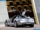 mercedes-benz_2011-sls_amg_1600x1200_075.jpg