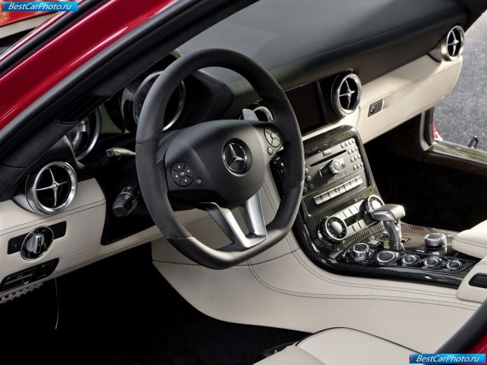 2011 Mercedes-Benz Sls Amg - фотография 117 из 207 2011 Mercedes-Benz Sls Amg - фотография 117 из 207