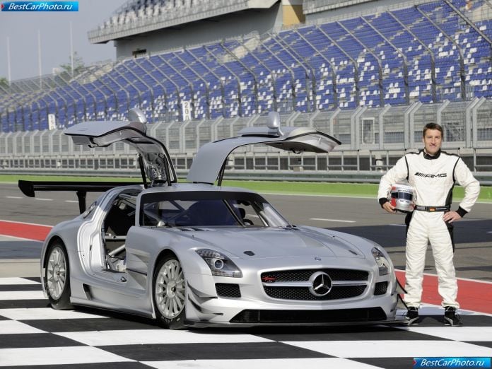 2011 Mercedes-Benz Sls Amg Gt3 - фотография 4 из 33 2011 Mercedes-Benz Sls Amg Gt3 - фотография 4 из 33