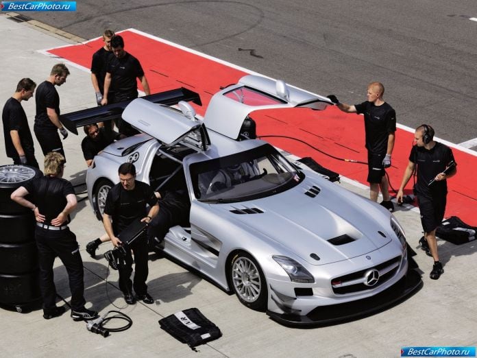 2011 Mercedes-Benz Sls Amg Gt3 - фотография 7 из 33 2011 Mercedes-Benz Sls Amg Gt3 - фотография 7 из 33