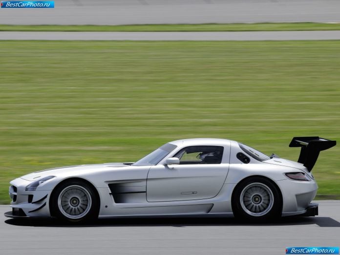 2011 Mercedes-Benz Sls Amg Gt3 - фотография 9 из 33 2011 Mercedes-Benz Sls Amg Gt3 - фотография 9 из 33