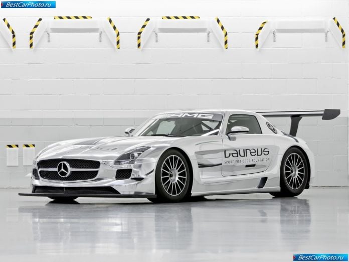 2011 Mercedes-Benz Sls Amg Gt3 - фотография 13 из 33 2011 Mercedes-Benz Sls Amg Gt3 - фотография 13 из 33