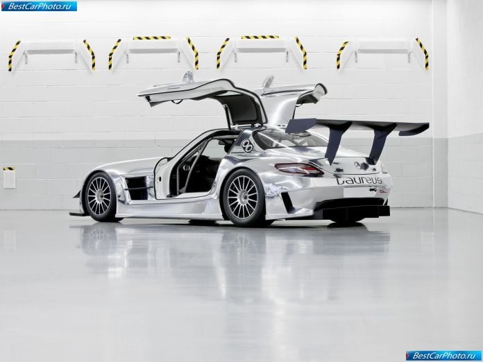 2011 Mercedes-Benz Sls Amg Gt3 - фотография 19 из 33