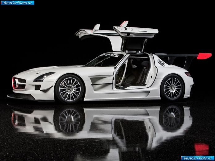 2011 Mercedes-Benz Sls Amg Gt3 - фотография 25 из 33