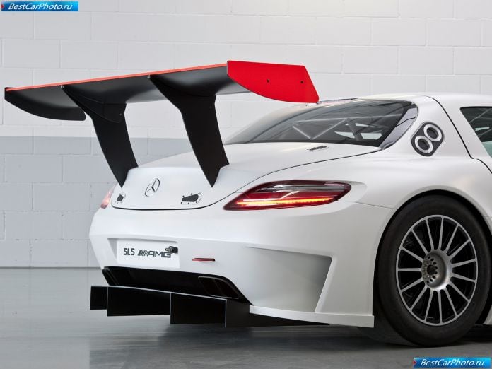 2011 Mercedes-Benz Sls Amg Gt3 - фотография 31 из 33 2011 Mercedes-Benz Sls Amg Gt3 - фотография 31 из 33