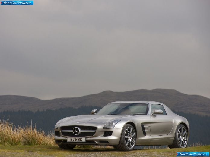 2011 Mercedes-Benz Sls Amg Uk Version - фотография 9 из 81 2011 Mercedes-Benz Sls Amg Uk Version - фотография 9 из 81