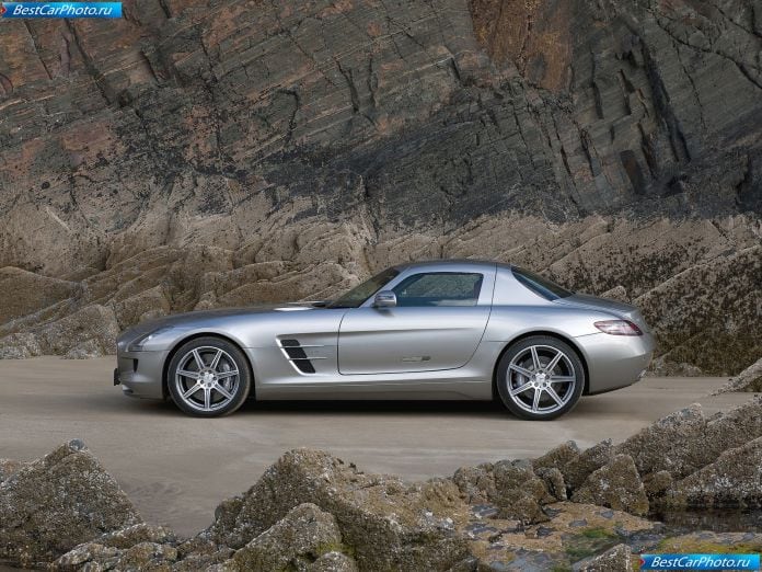2011 Mercedes-Benz Sls Amg Uk Version - фотография 18 из 81