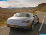 mercedes-benz_2011-sls_amg_uk_version_1600x1200_022.jpg