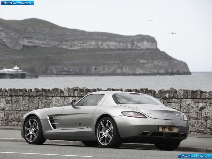 2011 Mercedes-Benz Sls Amg Uk Version - фотография 26 из 81 2011 Mercedes-Benz Sls Amg Uk Version - фотография 26 из 81