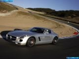 mercedes-benz_2011-sls_amg_us_version_1600x1200_037.jpg