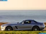 mercedes-benz_2011-sls_amg_us_version_1600x1200_049.jpg