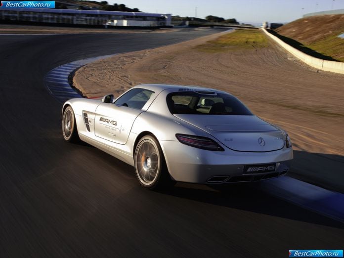 2011 Mercedes-Benz Sls Amg Us Version - фотография 77 из 140 2011 Mercedes-Benz Sls Amg Us Version - фотография 77 из 140