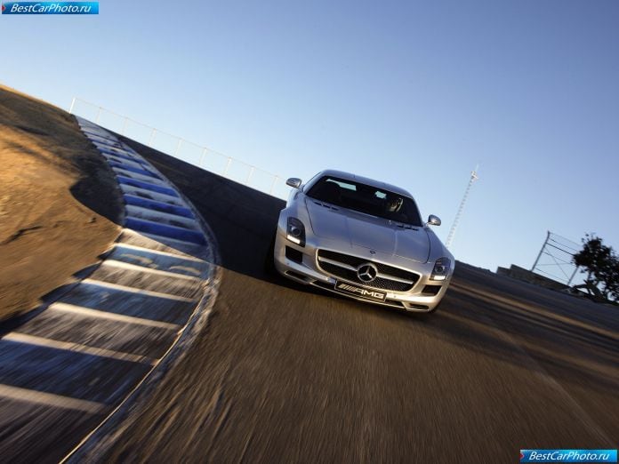 2011 Mercedes-Benz Sls Amg Us Version - фотография 85 из 140 2011 Mercedes-Benz Sls Amg Us Version - фотография 85 из 140
