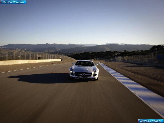 2011 Mercedes-Benz Sls Amg Us Version - фотография 91 из 140 2011 Mercedes-Benz Sls Amg Us Version - фотография 91 из 140