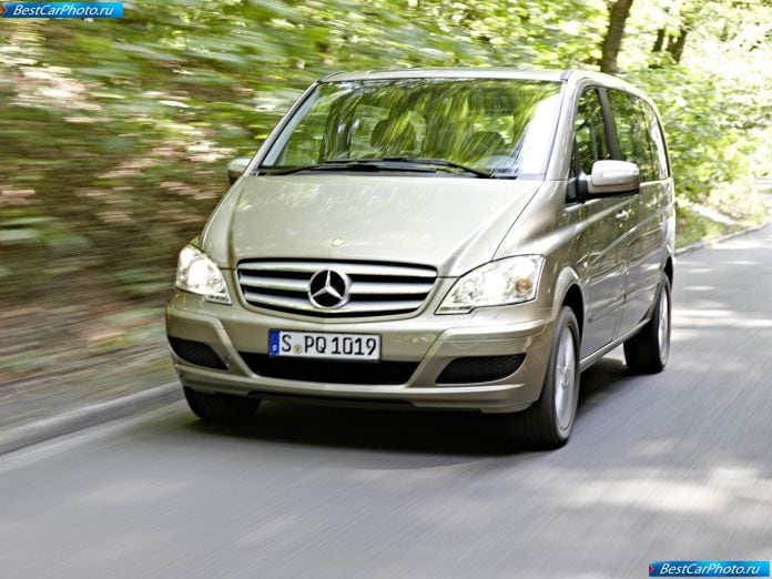 2011 Mercedes-Benz Viano - фотография 5 из 161