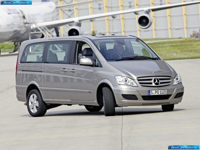 2011 Mercedes-Benz Viano - фотография 10 из 161