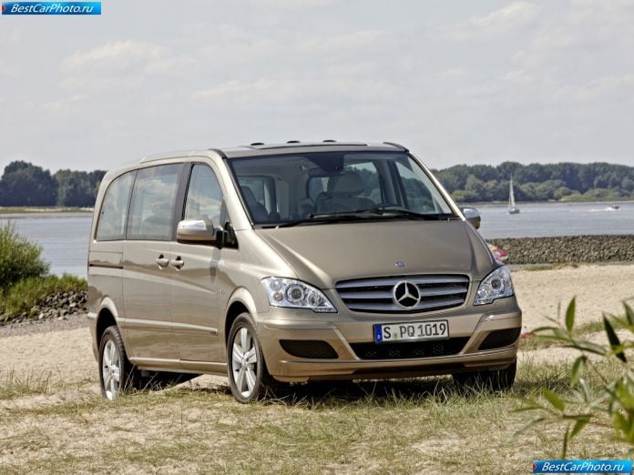 2011 Mercedes-Benz Viano - фотография 15 из 161