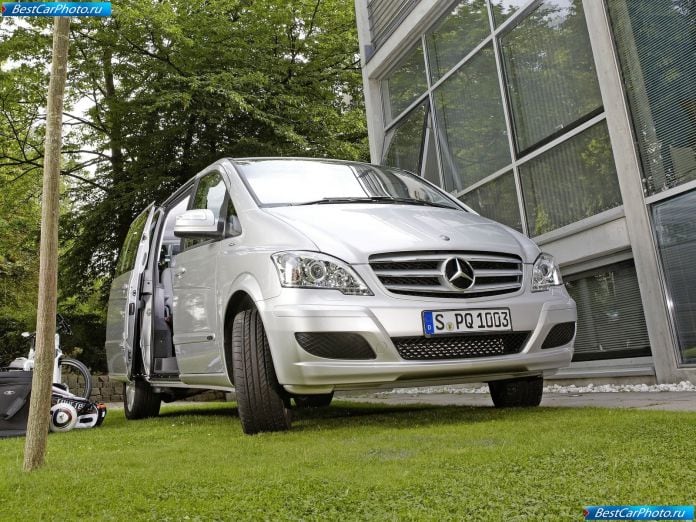 2011 Mercedes-Benz Viano - фотография 38 из 161 2011 Mercedes-Benz Viano - фотография 38 из 161