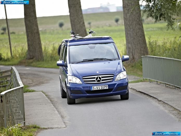 2011 Mercedes-Benz Viano - фотография 44 из 161 2011 Mercedes-Benz Viano - фотография 44 из 161