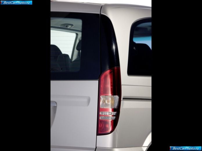 2011 Mercedes-Benz Viano - фотография 153 из 161 2011 Mercedes-Benz Viano - фотография 153 из 161