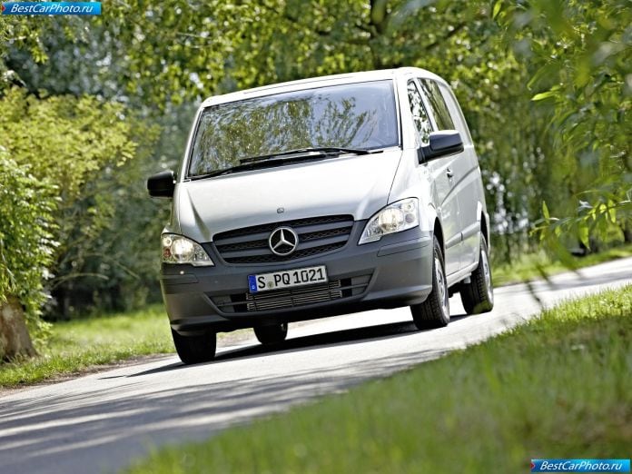 2011 Mercedes-Benz Vito - фотография 5 из 76