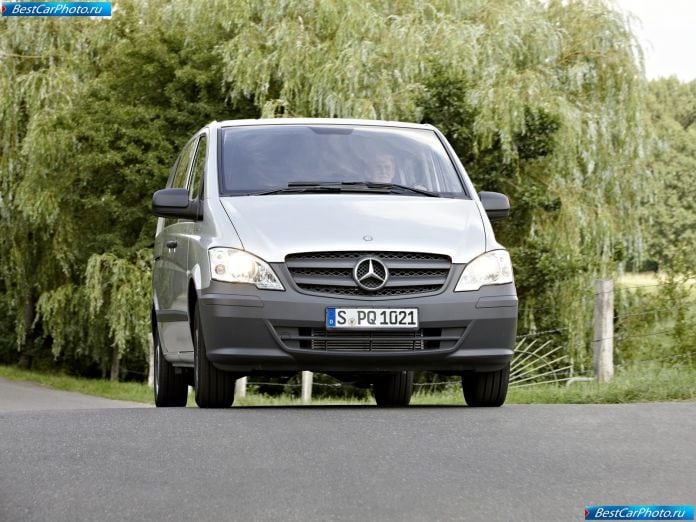 2011 Mercedes-Benz Vito - фотография 6 из 76