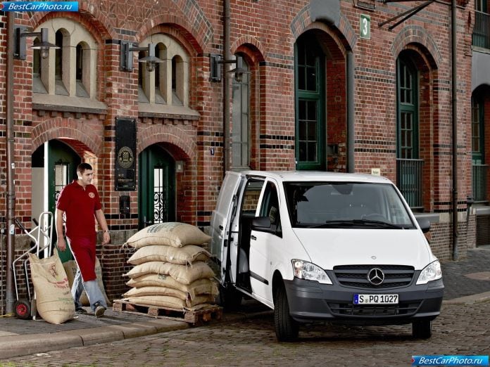 2011 Mercedes-Benz Vito - фотография 21 из 76