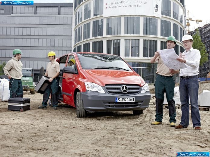 2011 Mercedes-Benz Vito - фотография 24 из 76