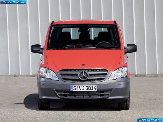 2011 Mercedes-Benz Vito - фотография 40 из 76
