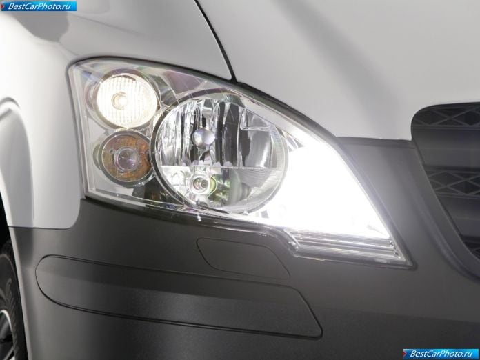 2011 Mercedes-Benz Vito - фотография 63 из 76