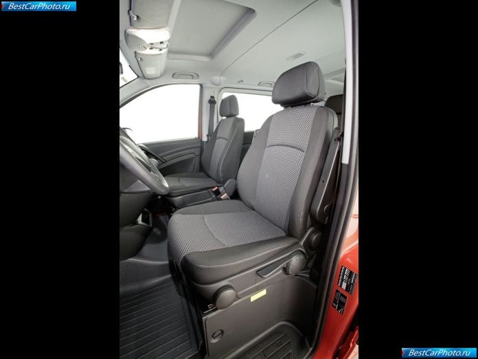 2011 Mercedes-Benz Vito - фотография 69 из 76 2011 Mercedes-Benz Vito - фотография 69 из 76
