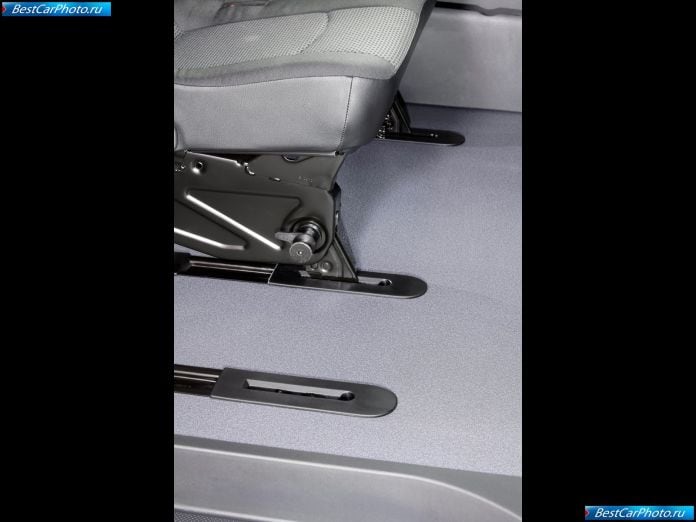 2011 Mercedes-Benz Vito - фотография 75 из 76 2011 Mercedes-Benz Vito - фотография 75 из 76