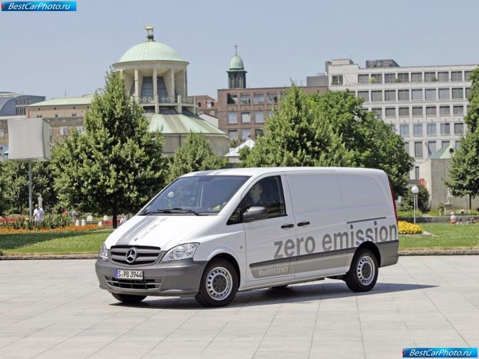 2011 Mercedes-Benz Vito E-cell - фотография 8 из 30 2011 Mercedes-Benz Vito E-cell - фотография 8 из 30