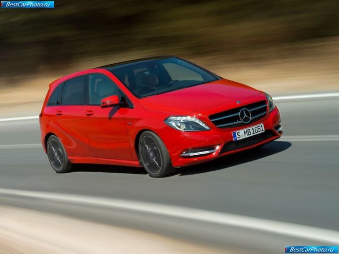 2012 Mercedes-Benz B-class - фотография 13 из 178 2012 Mercedes-Benz B-class - фотография 13 из 178