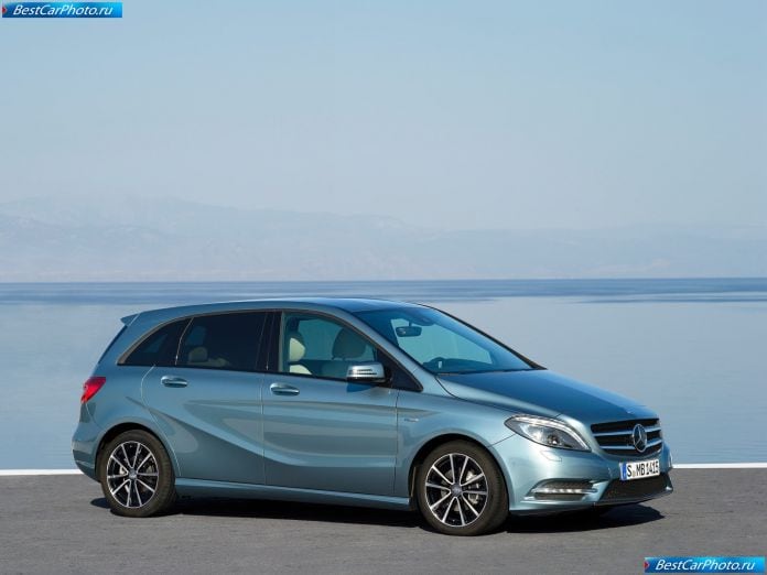 2012 Mercedes-Benz B-class - фотография 18 из 178