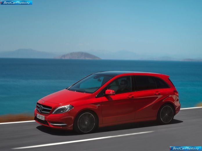 2012 Mercedes-Benz B-class - фотография 24 из 178 2012 Mercedes-Benz B-class - фотография 24 из 178