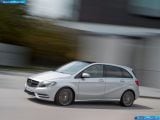 mercedes-benz_2012-b-class_1600x1200_026.jpg