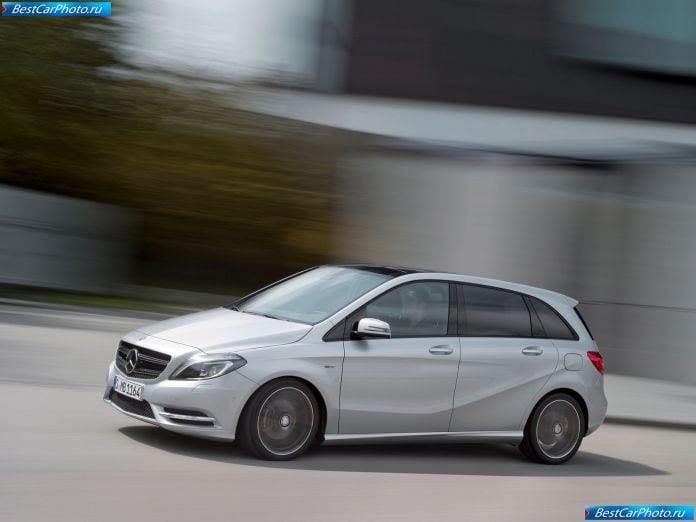 2012 Mercedes-Benz B-class - фотография 26 из 178 2012 Mercedes-Benz B-class - фотография 26 из 178