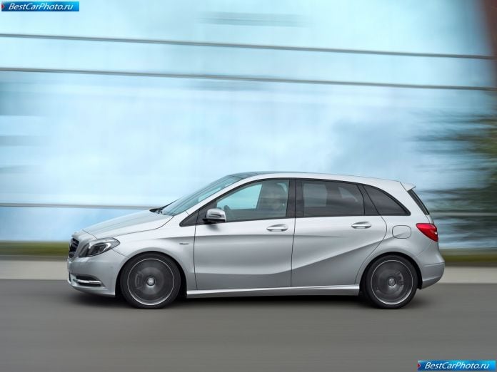 2012 Mercedes-Benz B-class - фотография 36 из 178
