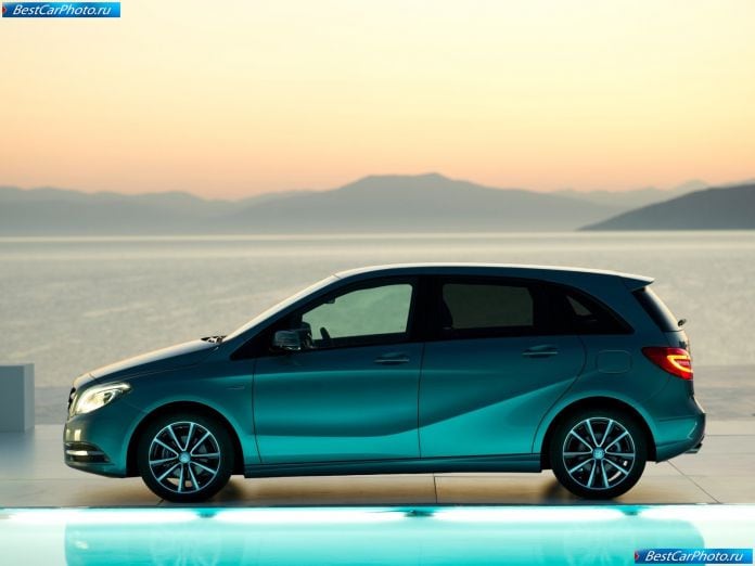 2012 Mercedes-Benz B-class - фотография 39 из 178