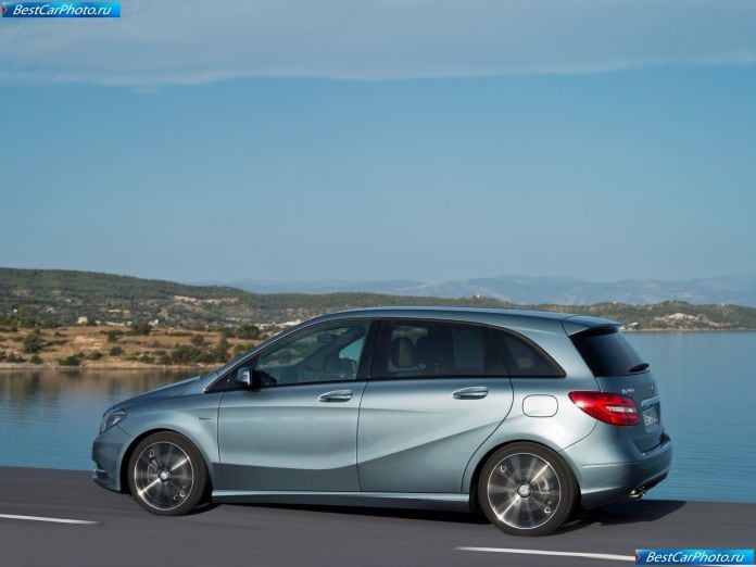 2012 Mercedes-Benz B-class - фотография 48 из 178