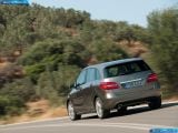 mercedes-benz_2012-b-class_1600x1200_056.jpg
