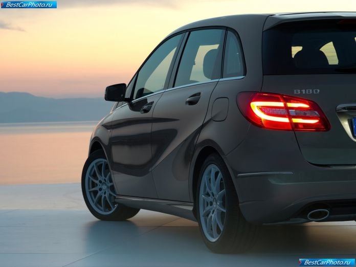 2012 Mercedes-Benz B-class - фотография 128 из 178 2012 Mercedes-Benz B-class - фотография 128 из 178