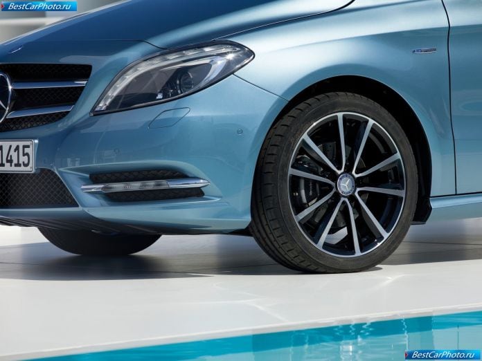 2012 Mercedes-Benz B-class - фотография 129 из 178 2012 Mercedes-Benz B-class - фотография 129 из 178