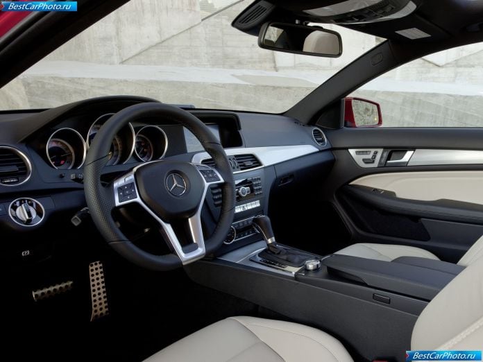 2012 Mercedes-Benz C-class Coupe - фотография 128 из 196